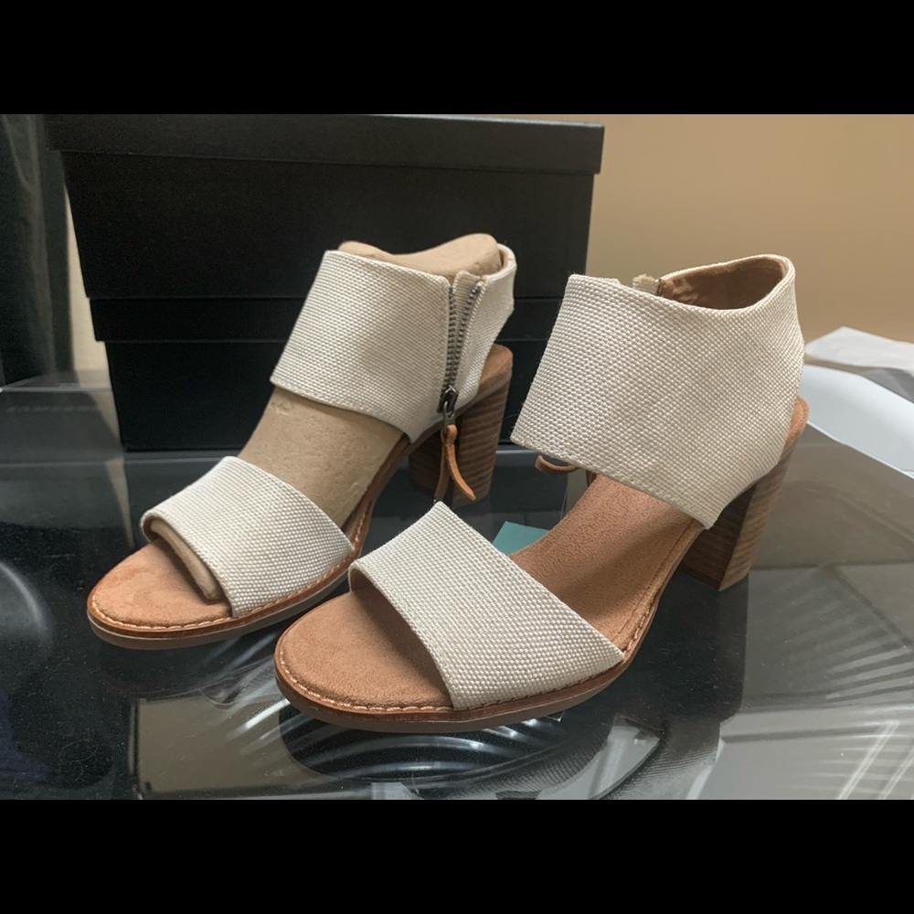 Toms Majorca cutout